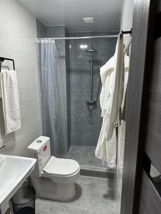Friendly Hotel Ереван Екстериор снимка