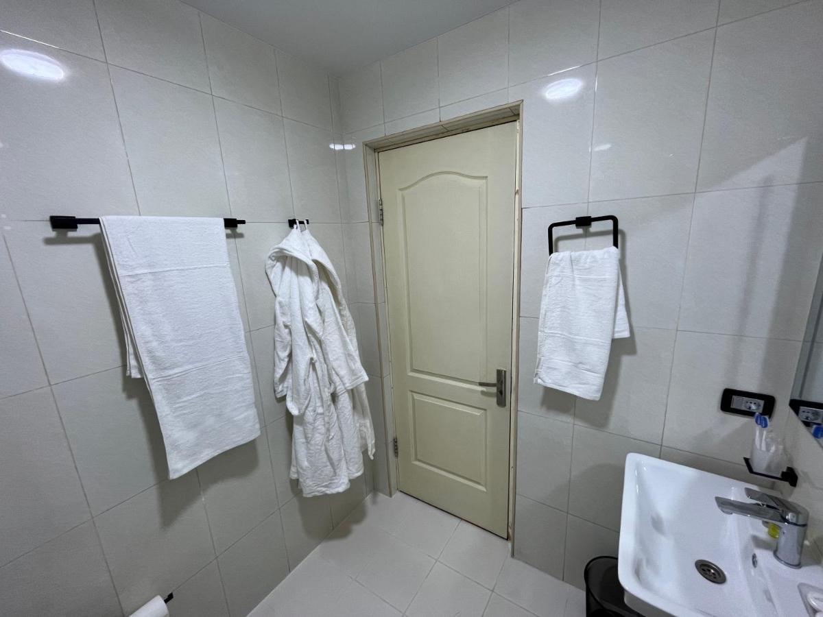 Friendly Hotel Ереван Екстериор снимка