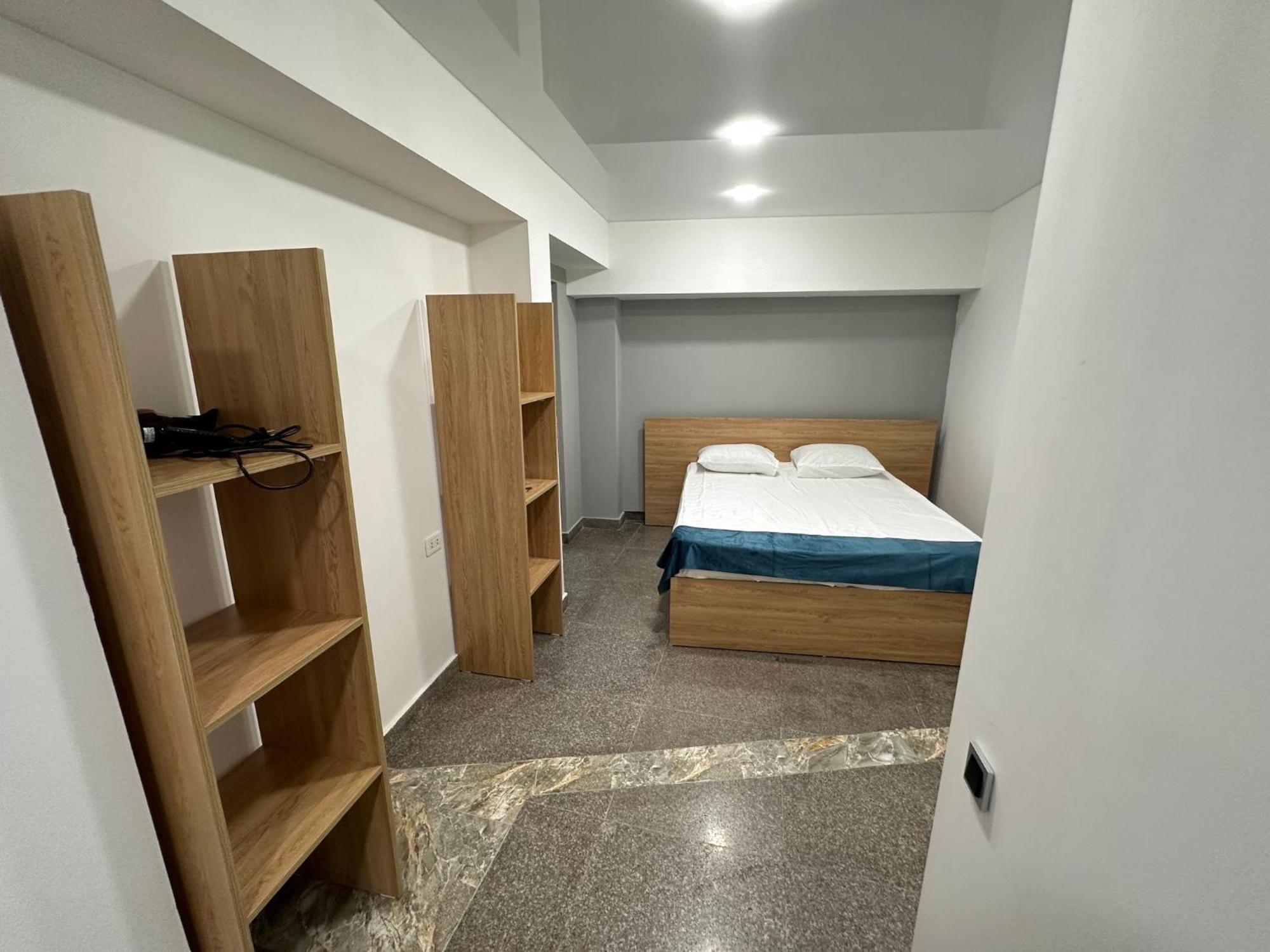 Friendly Hotel Ереван Екстериор снимка